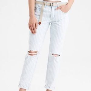 American Eagle tomgirl jeans